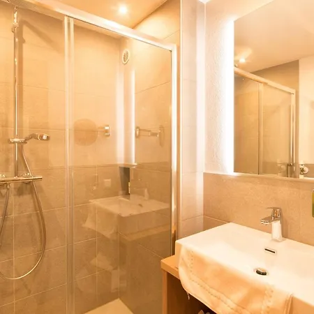 Naturhotel Alpenrose Мильстат