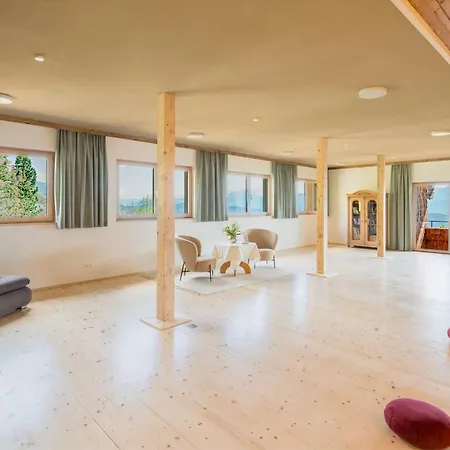 阿尔卑罗斯自然酒店 4*