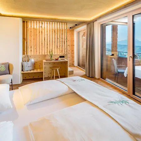 Отель Naturhotel Alpenrose 4*