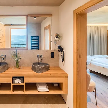 阿尔卑罗斯自然酒店 酒店