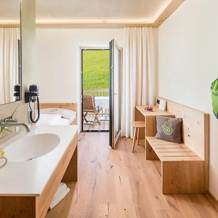 Отель Naturhotel Alpenrose Мильстат