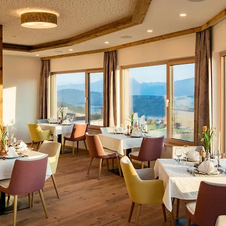 Naturhotel Alpenrose فندق