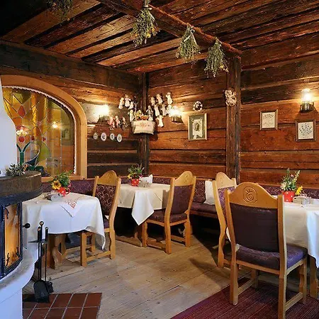 Отель Naturhotel Alpenrose 4*